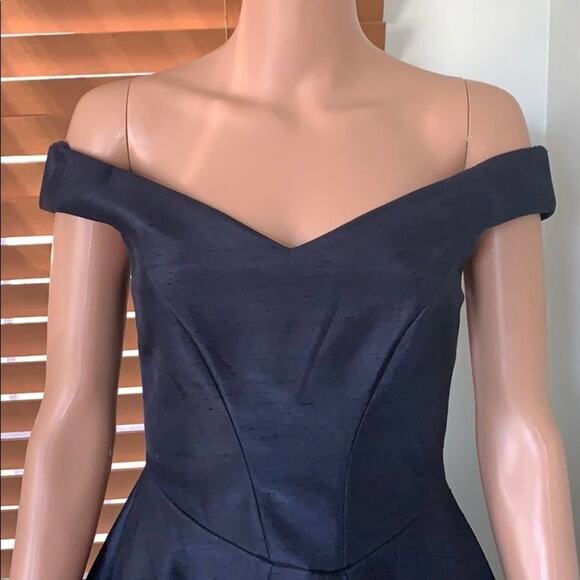 CAMEO STUNNING FIT & FLARE MINI DRESS SIZE… - Picture 3 of 8